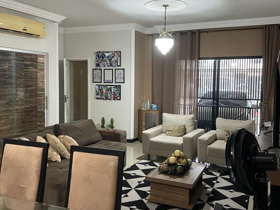 Ampla casa para receber com conforto até 12 pessoas na COP 30