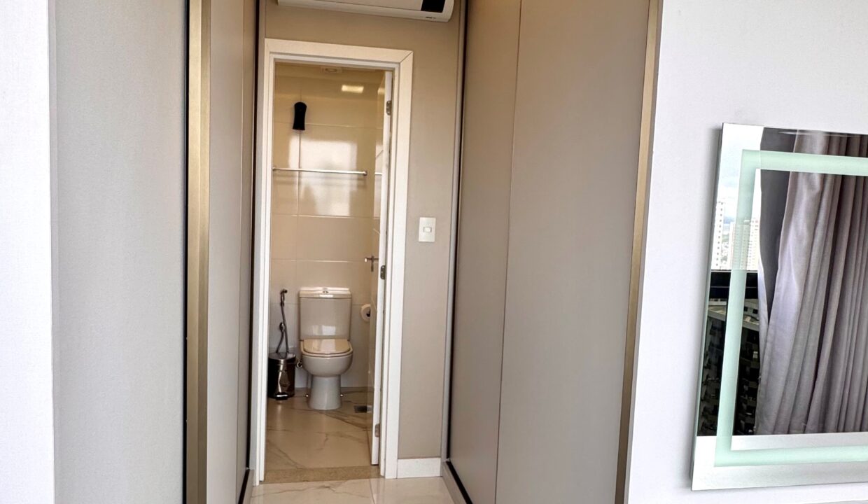 closet suite 01